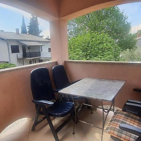 Apartments Ivanka G Малинска Екстериор снимка