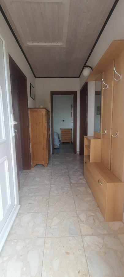 Apartments Ivanka G Малинска Екстериор снимка